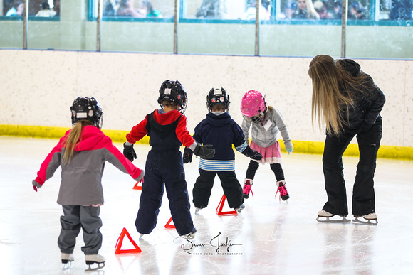 Kids Skating at Collicutt Centre April May 2018-11